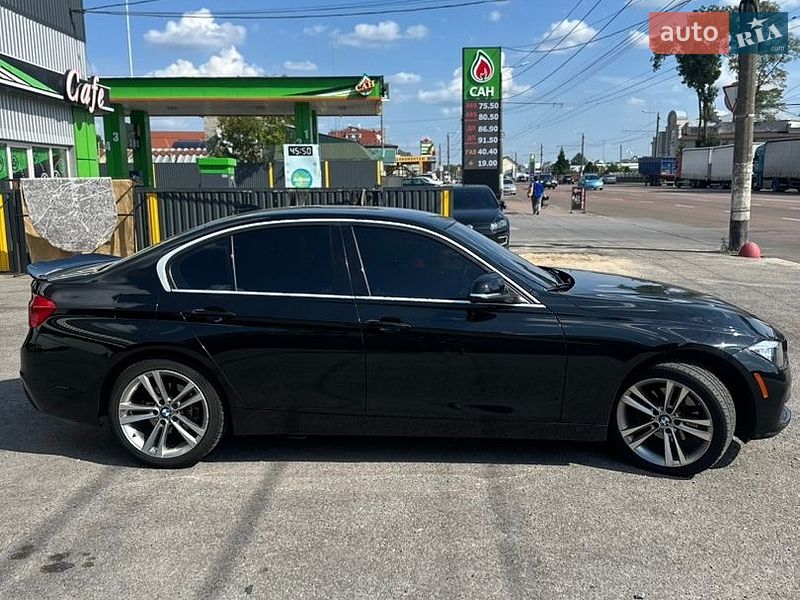 Фото BMW 3 Series з оголошення AUTO.RIA