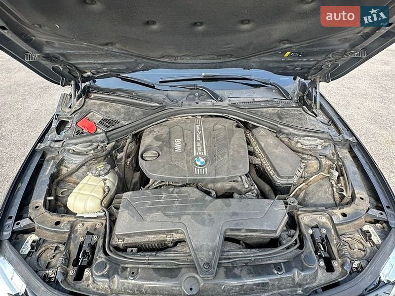 Фото BMW 3 Series з оголошення AUTO.RIA