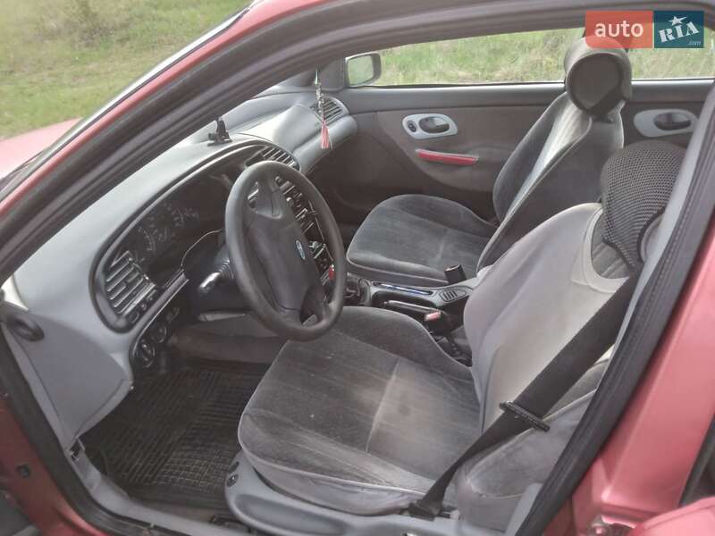 Фото Ford Mondeo з оголошення AUTO.RIA