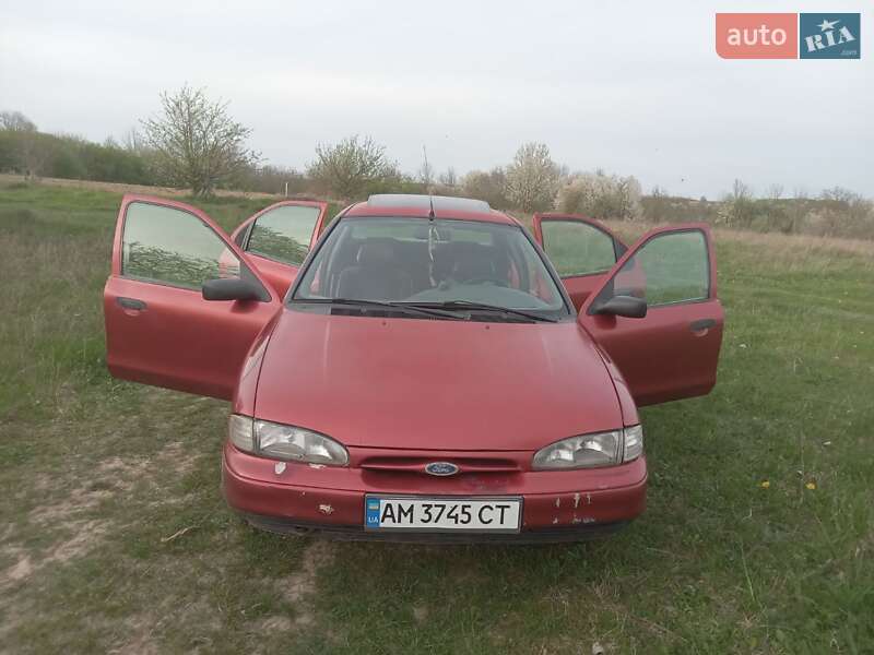 Фото Ford Mondeo з оголошення AUTO.RIA