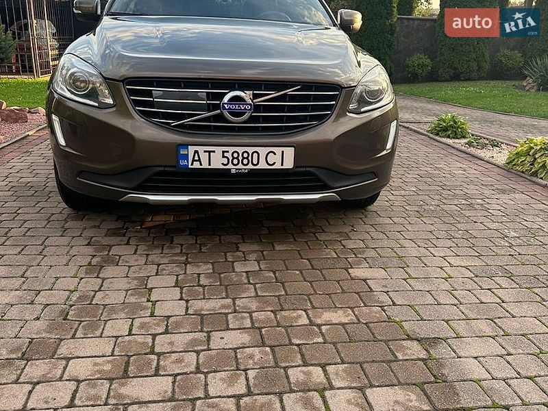Фото Volvo XC60 з оголошення AUTO.RIA