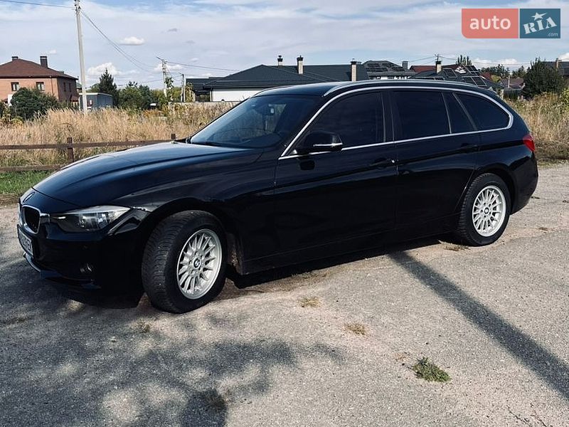 Фото BMW 3 Series з оголошення AUTO.RIA
