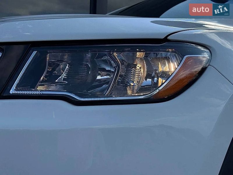 Фото Jeep Compass з оголошення AUTO.RIA