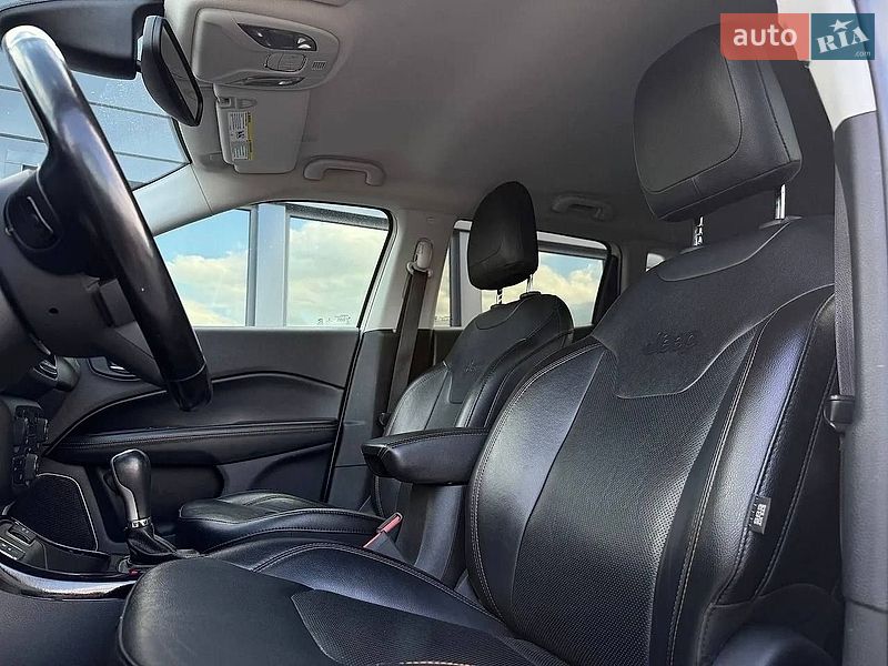 Фото Jeep Compass з оголошення AUTO.RIA