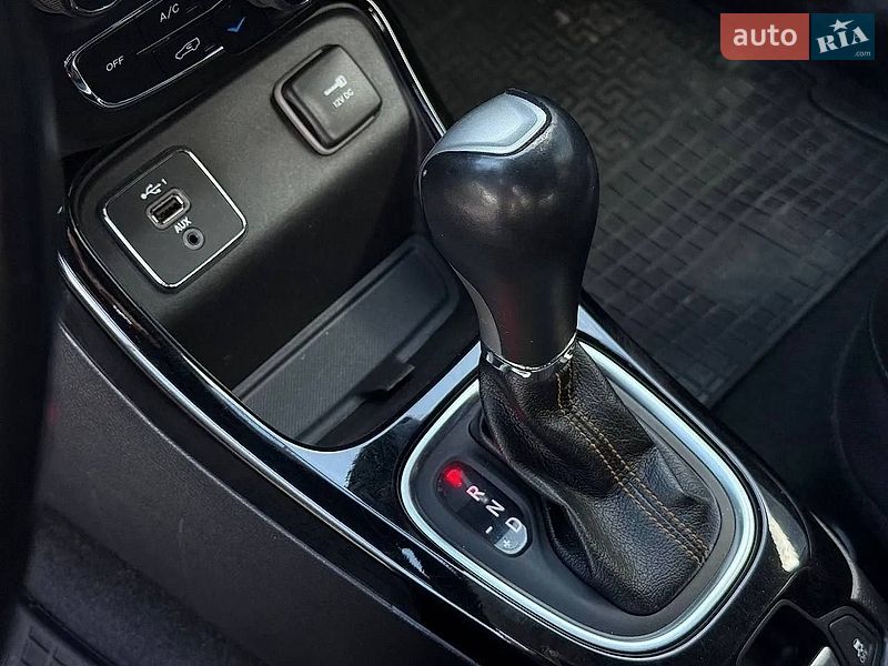Фото Jeep Compass з оголошення AUTO.RIA