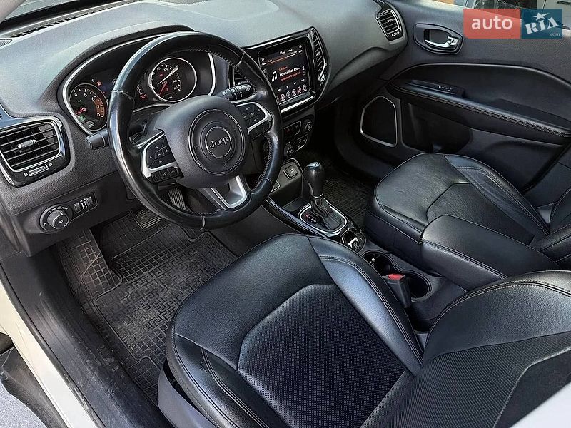 Фото Jeep Compass з оголошення AUTO.RIA
