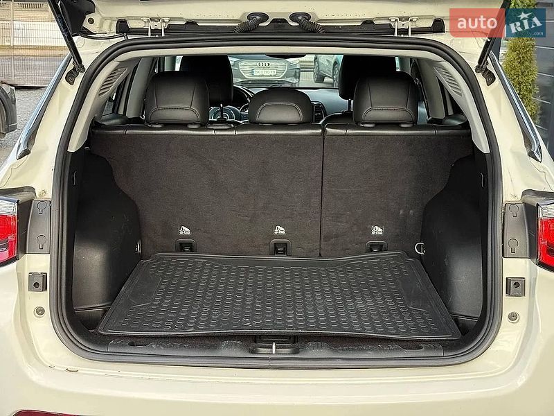 Фото Jeep Compass з оголошення AUTO.RIA