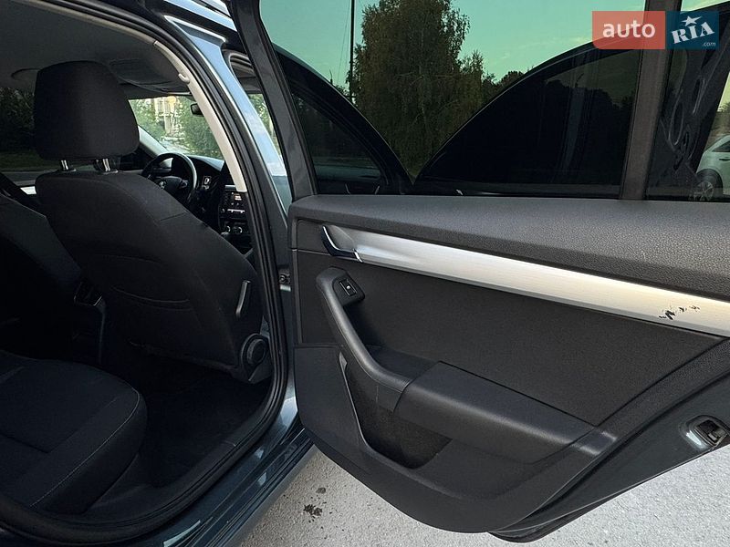 Фото Skoda Octavia з оголошення AUTO.RIA