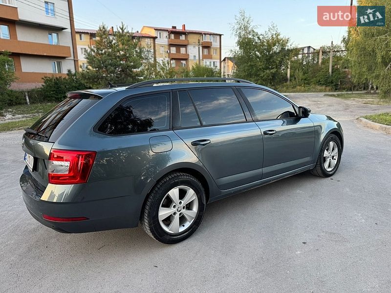 Фото Skoda Octavia з оголошення AUTO.RIA