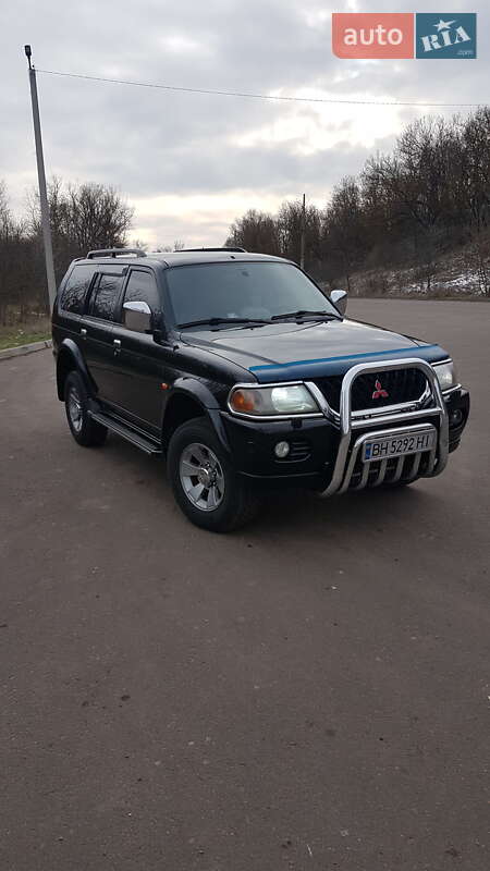 Фото Mitsubishi Pajero Sport з оголошення AUTO.RIA