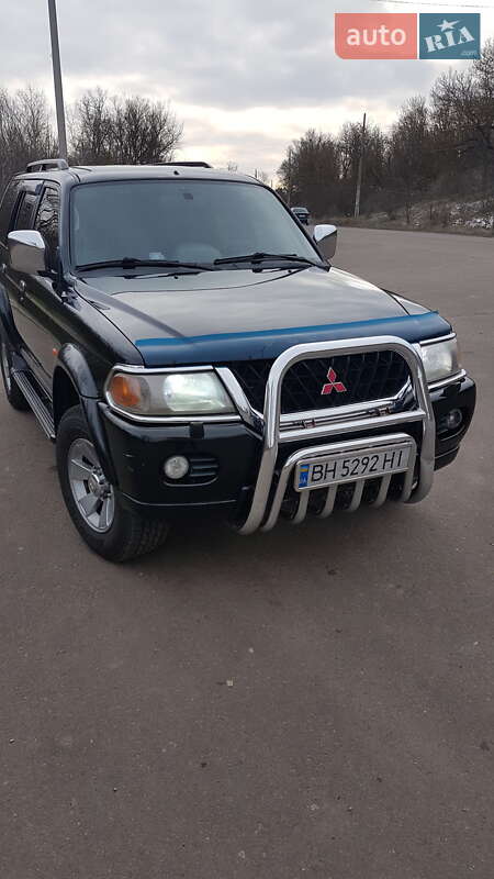 Фото Mitsubishi Pajero Sport з оголошення AUTO.RIA