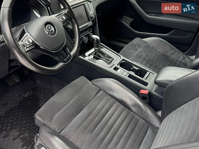 Фото Volkswagen Passat з оголошення AUTO.RIA
