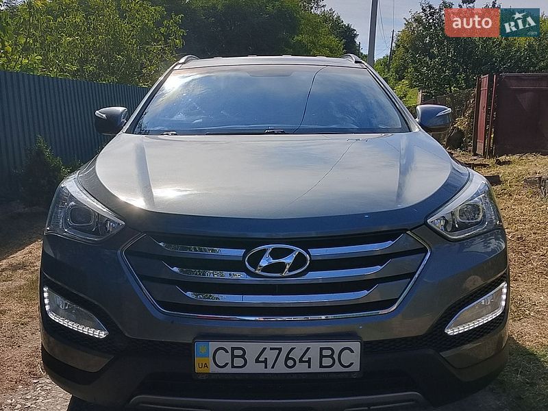 Фото Hyundai Santa FE з оголошення AUTO.RIA