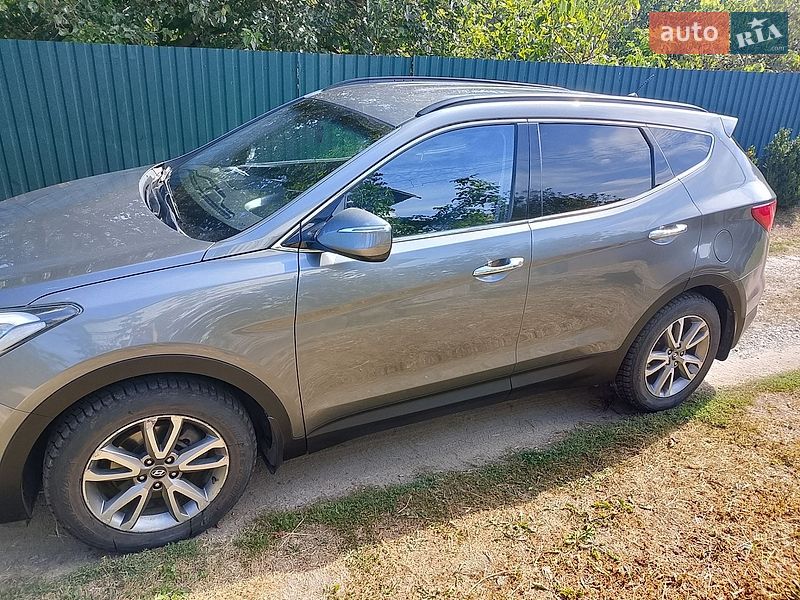 Фото Hyundai Santa FE з оголошення AUTO.RIA