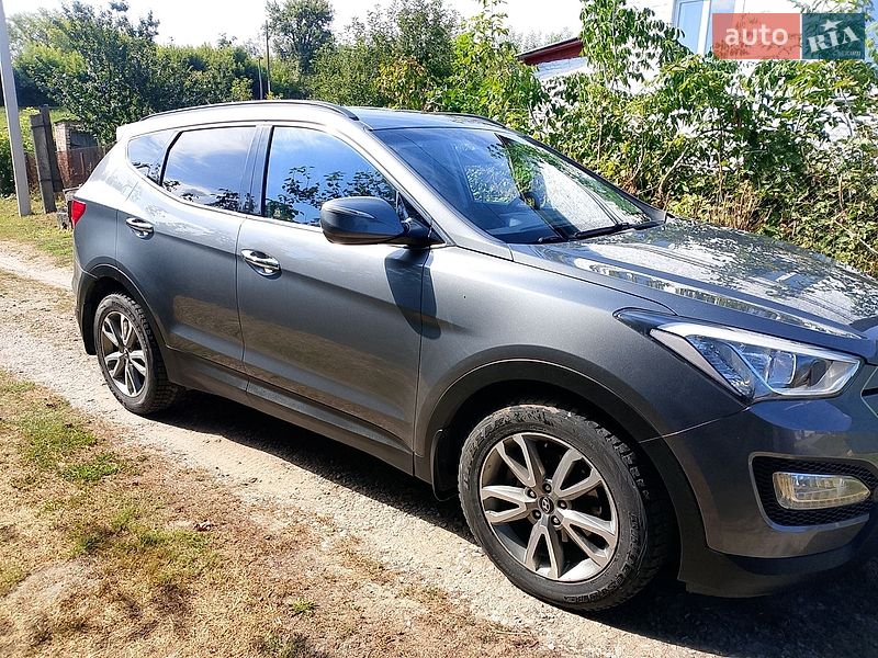 Фото Hyundai Santa FE з оголошення AUTO.RIA