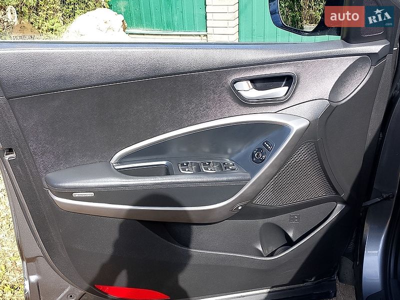 Фото Hyundai Santa FE з оголошення AUTO.RIA