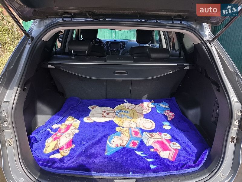 Фото Hyundai Santa FE з оголошення AUTO.RIA
