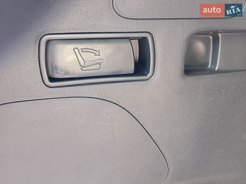Фото Hyundai Santa FE з оголошення AUTO.RIA