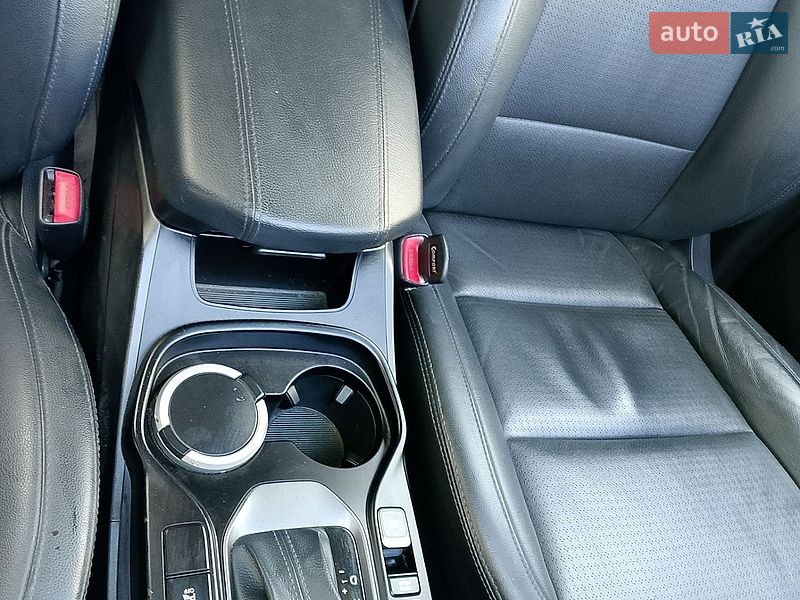 Фото Hyundai Santa FE з оголошення AUTO.RIA