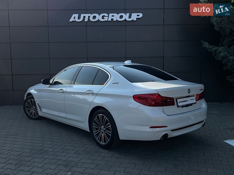 Фото BMW 5 Series з оголошення AUTO.RIA