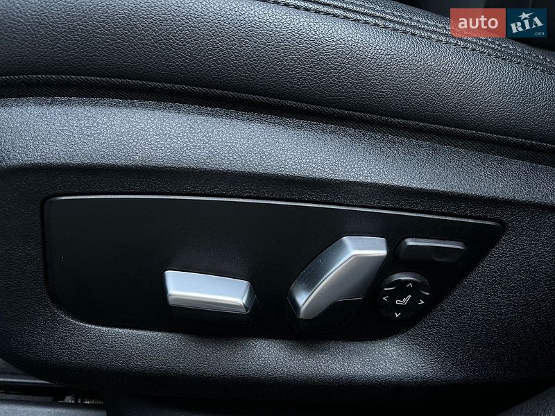 Фото BMW 5 Series з оголошення AUTO.RIA
