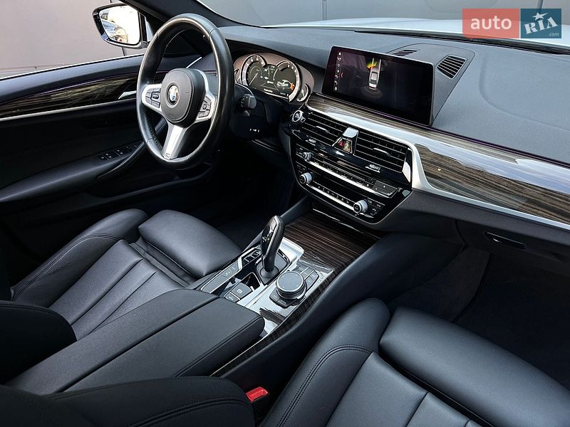 Фото BMW 5 Series з оголошення AUTO.RIA