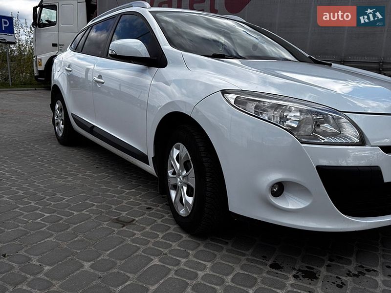 Фото Renault Megane з оголошення AUTO.RIA
