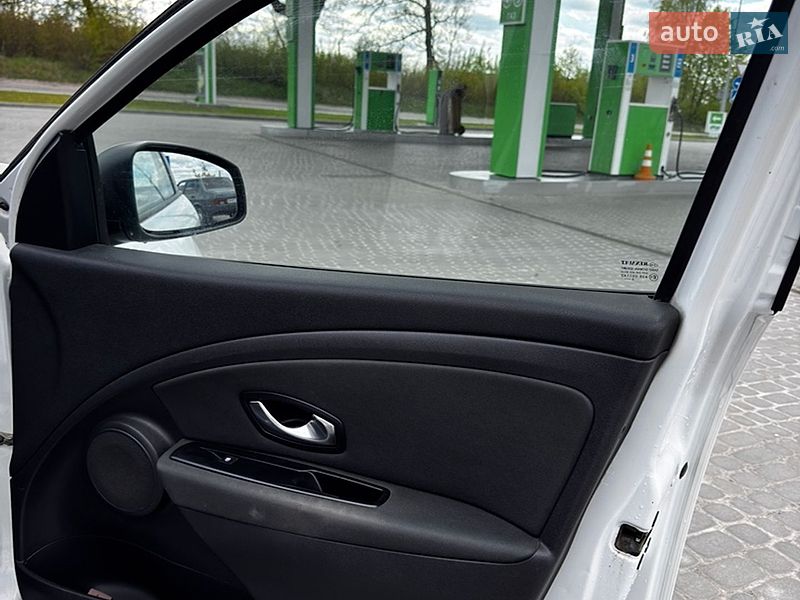 Фото Renault Megane з оголошення AUTO.RIA