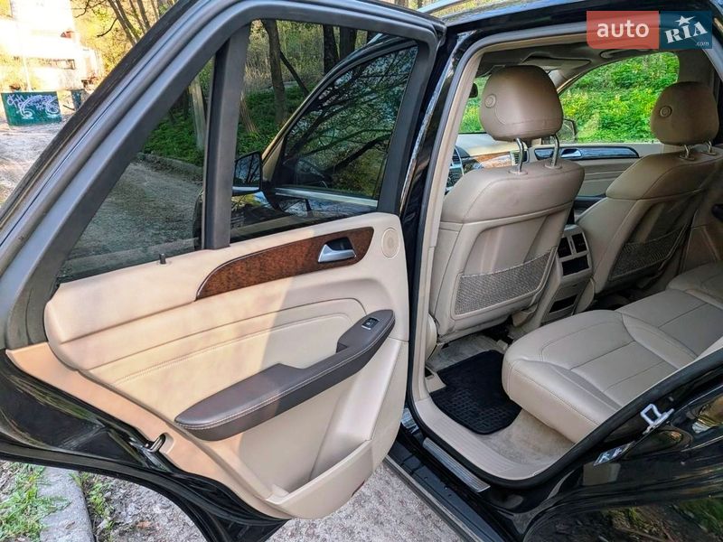 Фото Mercedes-Benz M-Class з оголошення AUTO.RIA