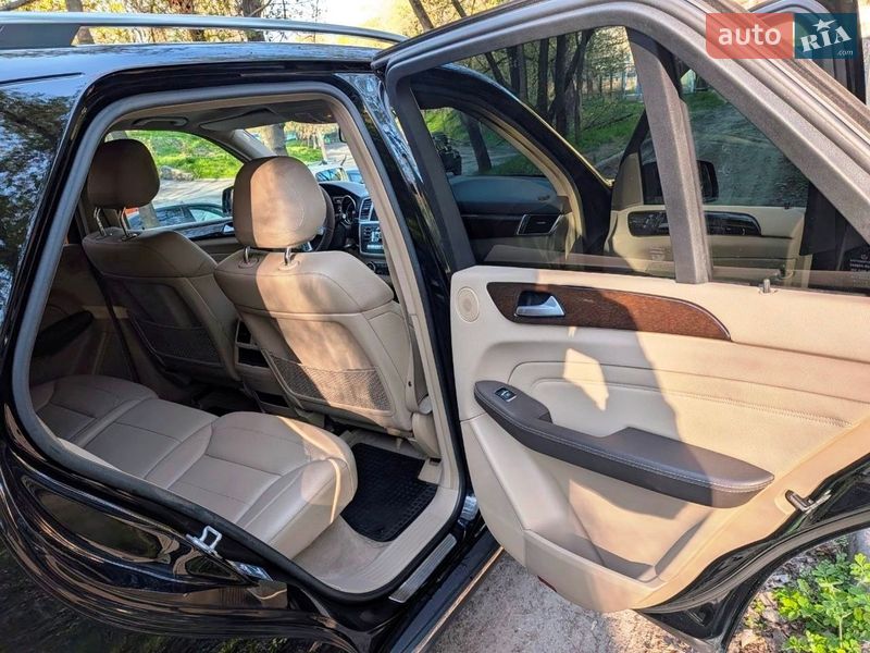 Фото Mercedes-Benz M-Class з оголошення AUTO.RIA