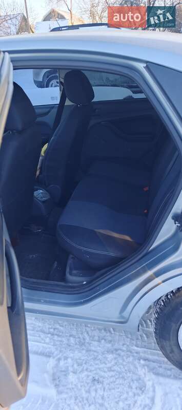 Фото Ford Focus з оголошення AUTO.RIA
