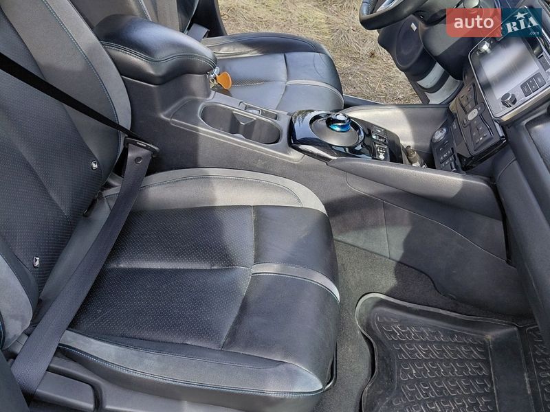 Фото Nissan Leaf з оголошення AUTO.RIA