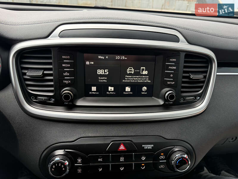 Фото Kia Sorento з оголошення AUTO.RIA