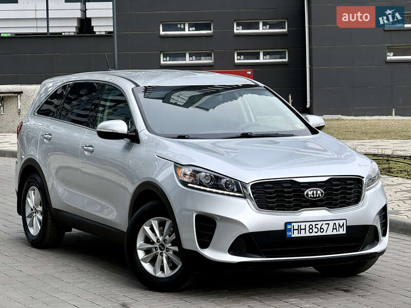 Фото Kia Sorento з оголошення AUTO.RIA