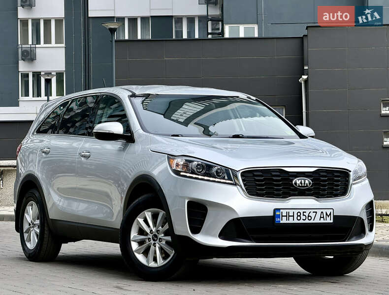Фото Kia Sorento з оголошення AUTO.RIA