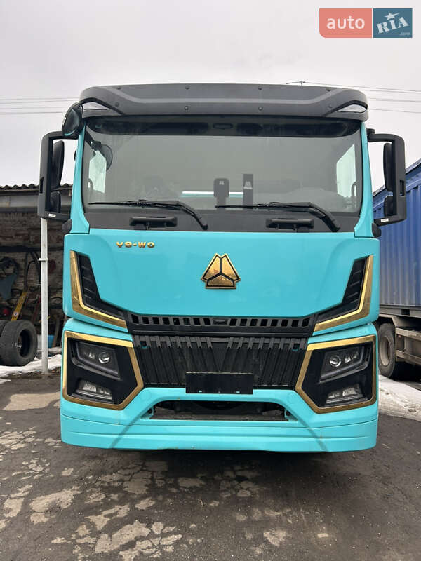 Фото Sinotruk ZZ з оголошення AUTO.RIA