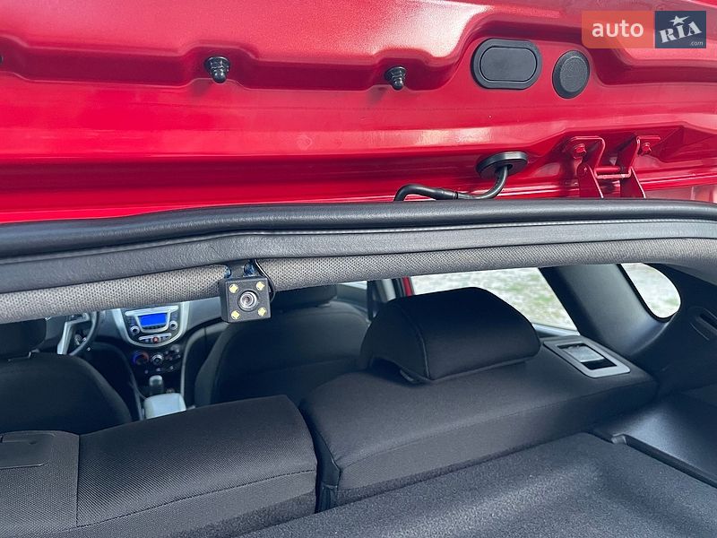 Фото Hyundai Accent з оголошення AUTO.RIA
