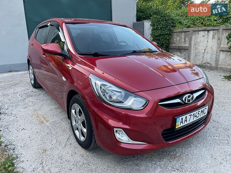 Фото Hyundai Accent з оголошення AUTO.RIA