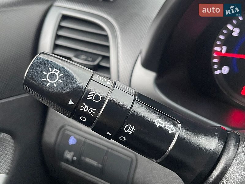 Фото Hyundai Accent з оголошення AUTO.RIA