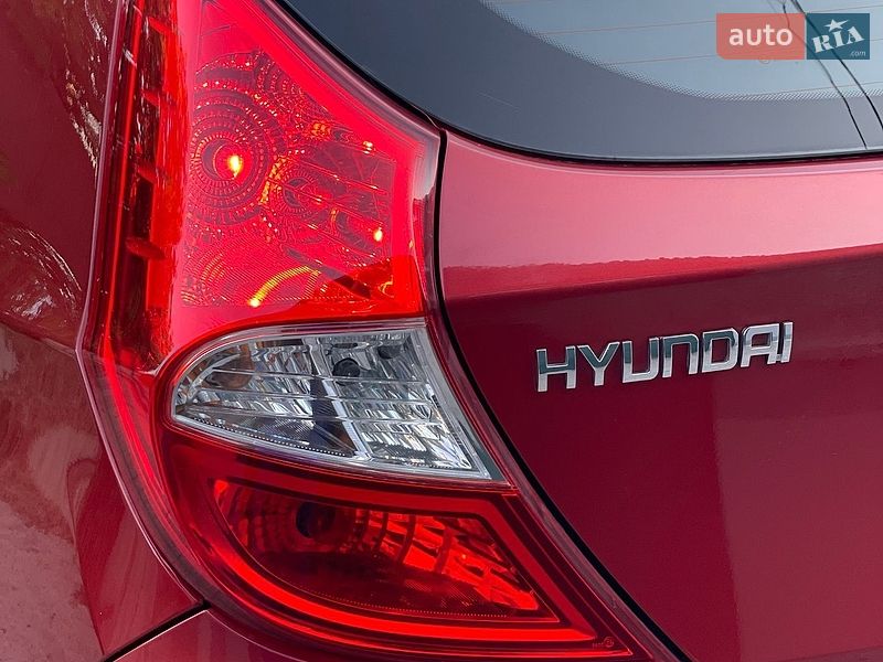 Фото Hyundai Accent з оголошення AUTO.RIA