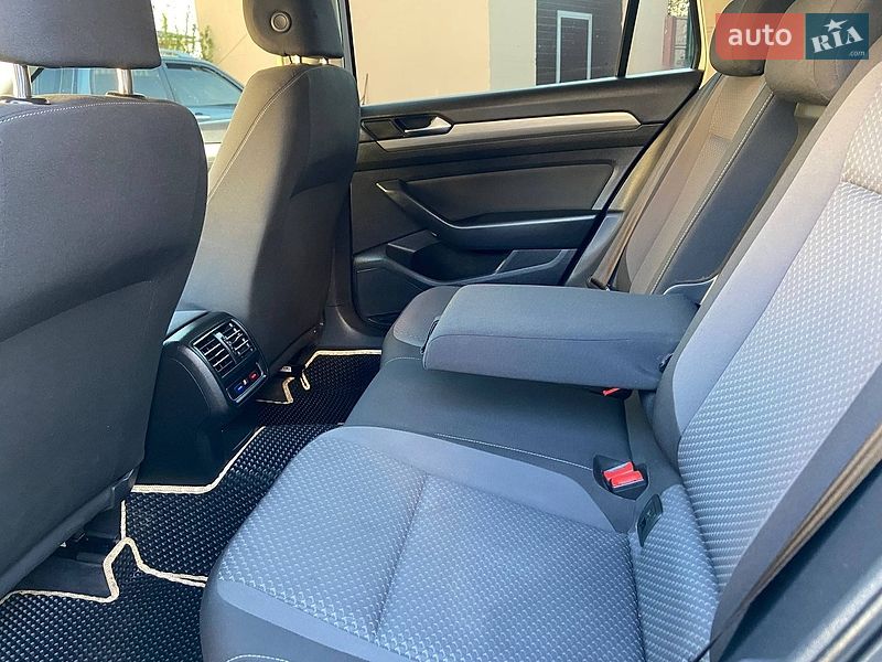 Фото Volkswagen Passat з оголошення AUTO.RIA