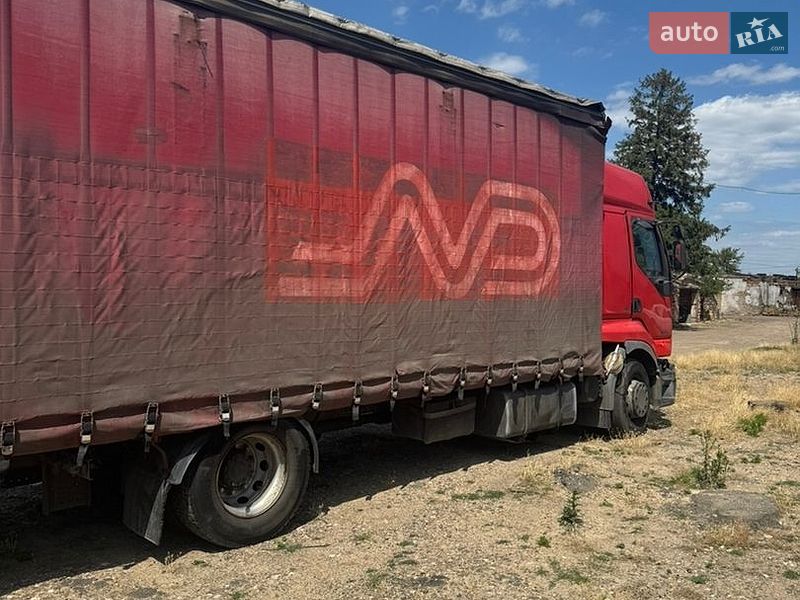 Фото Renault Premium з оголошення AUTO.RIA