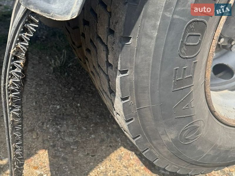 Фото Renault Premium з оголошення AUTO.RIA