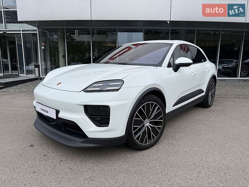 Фото Porsche Macan Electric з оголошення AUTO.RIA