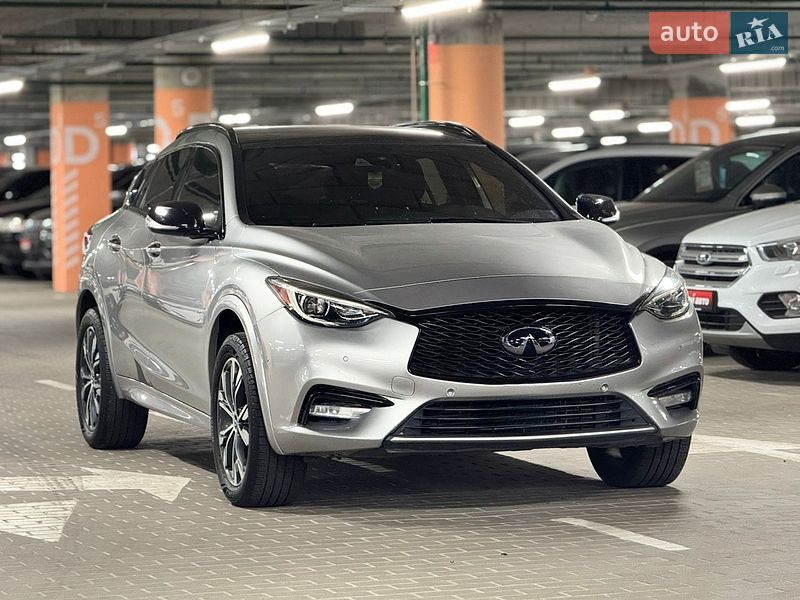 Фото Infiniti QX30 з оголошення AUTO.RIA