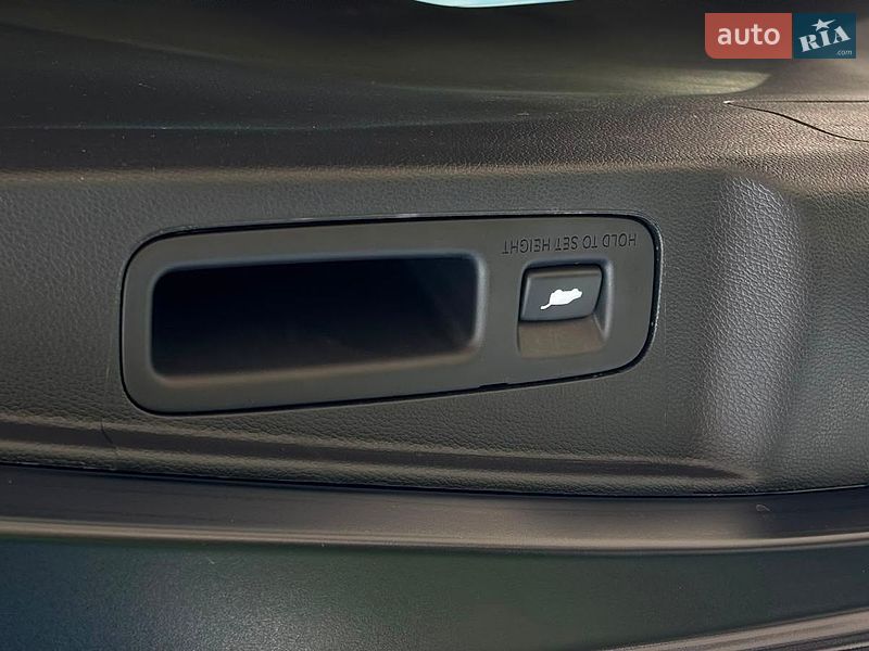 Фото Honda CR-V з оголошення AUTO.RIA