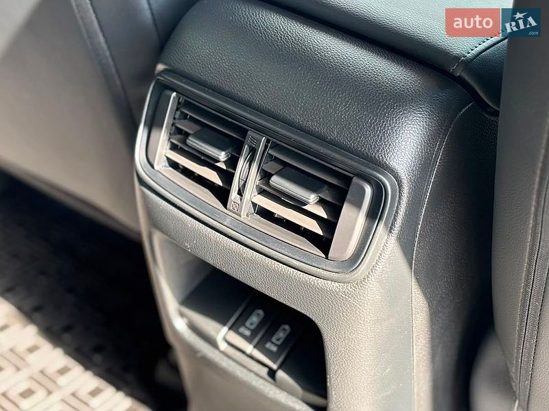 Фото Honda CR-V з оголошення AUTO.RIA