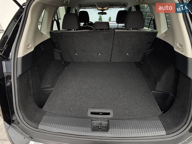 Фото Nissan Rogue з оголошення AUTO.RIA