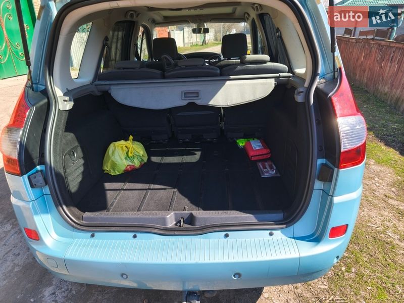 Фото Renault Scenic з оголошення AUTO.RIA