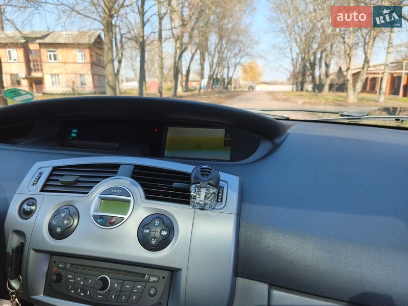 Фото Renault Scenic з оголошення AUTO.RIA
